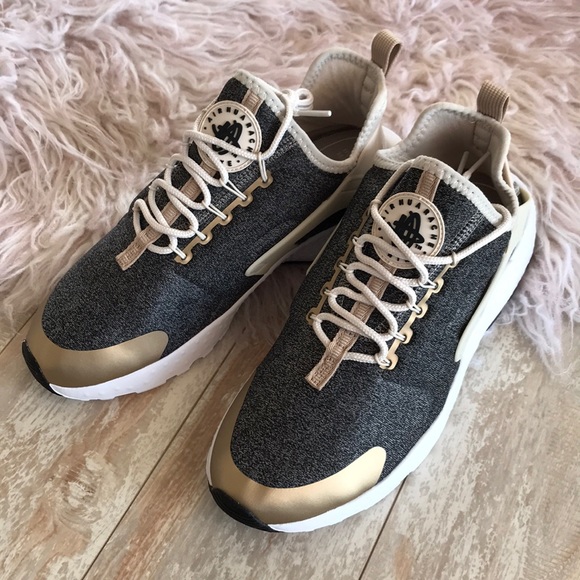 NWT Nike Air Huarache Ultra special edition! - Picture 8 of 8